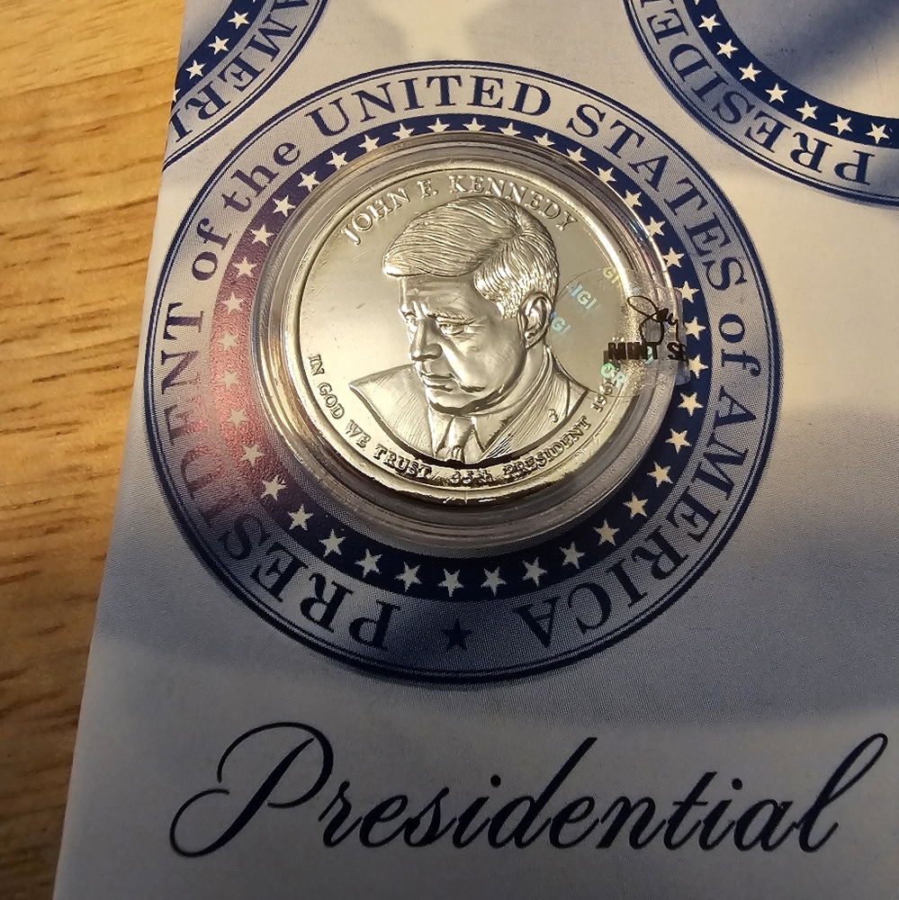 US Mint UNC Presidential Dollar, Kennedy & Reagan
